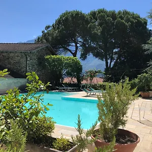 Eden Jacuzzi Pool & Private Parking Apartment Domaso